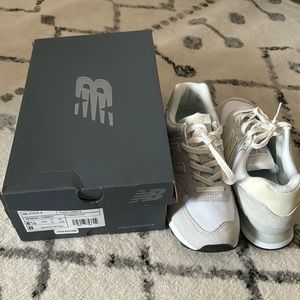 New balance women’s size 8.5